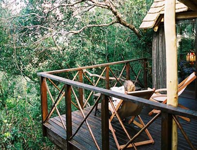 Relax on your private deck to the sound of birdsong...